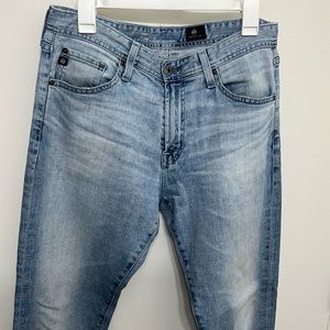 Size 32x32 AG men’s denim, Slim Straight fit